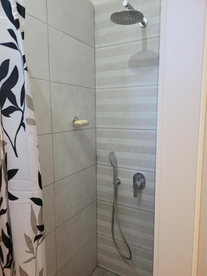 Hotel Charming Modern Country Unit For Rent Tsor'ah Bet Exterior foto